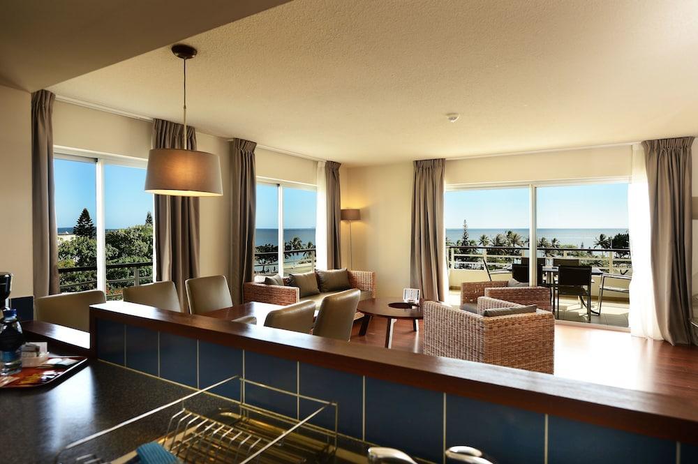 Hilton Noumea La Promenade Residences Exteriör bild