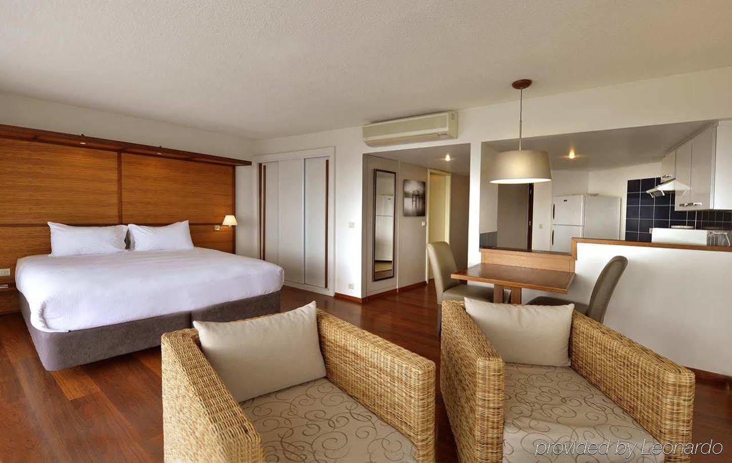 Hilton Noumea La Promenade Residences Exteriör bild