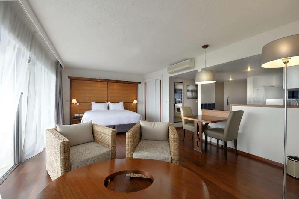Hilton Noumea La Promenade Residences Exteriör bild